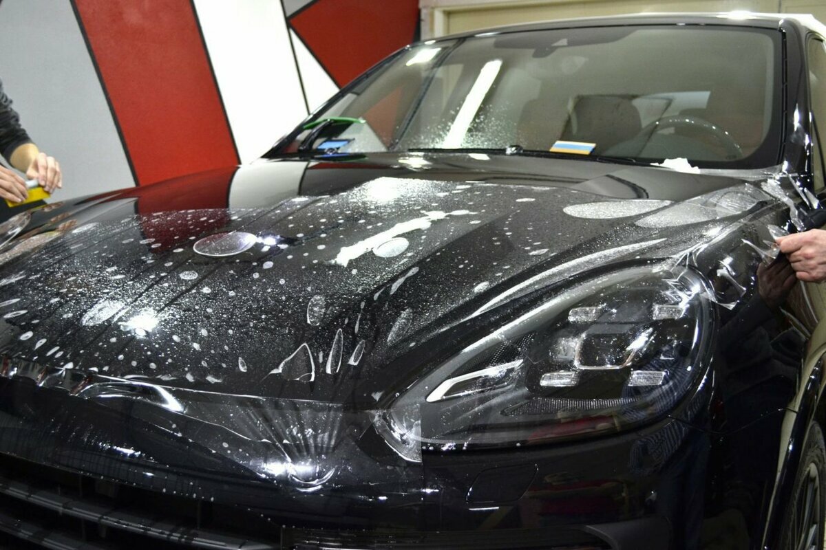 ПРЕМИАЛЬНЫЕ ЗАЩИТНЫЕ ПЛЕНКИ ДЛЯ АВТО С ГИДРОФОБНЫМ ЭФФЕКТОМ.