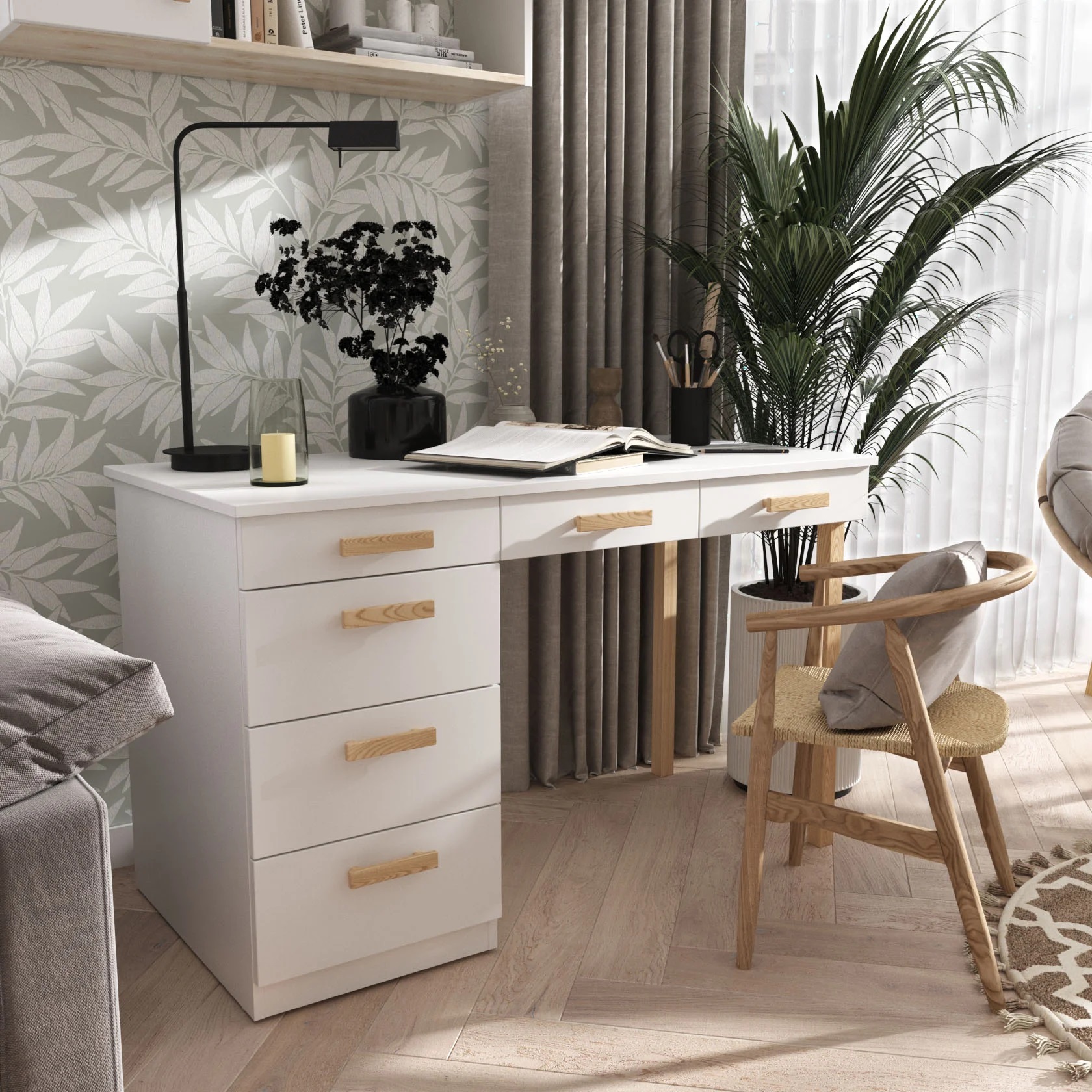 Письменный стол для школьника: как выбрать и не ошибиться