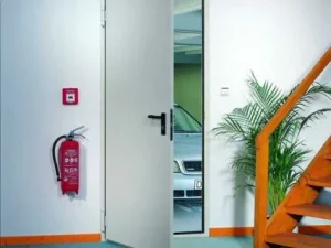 Однопольные противопожарные двери: надежная защита и безопасность вашего дома