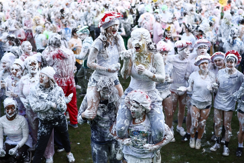 12 добрых фотографий года. Галерея