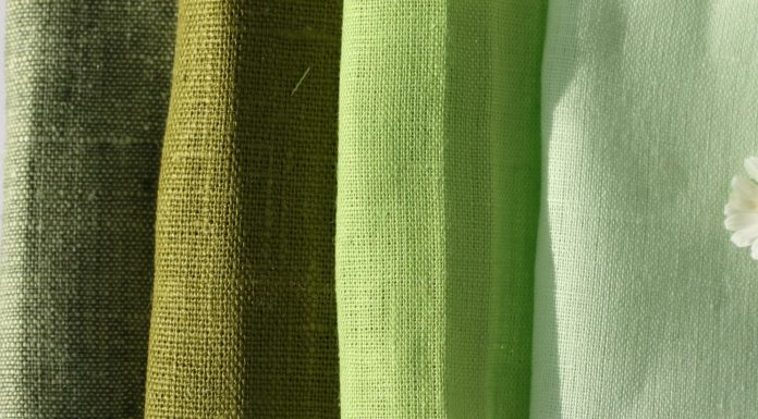 Белорусский лен в Москве.