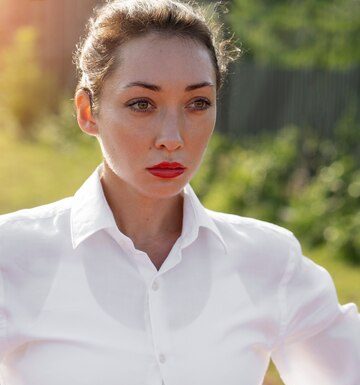 Как выбрать женскую рубашку: полное руководство