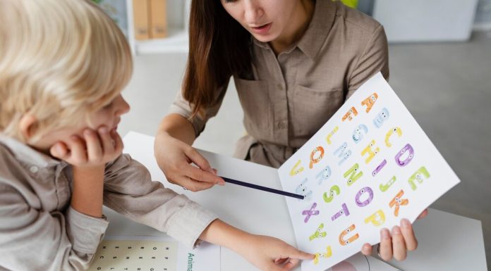 Цены на занятие с логопедом: как правильно выбрать специалиста