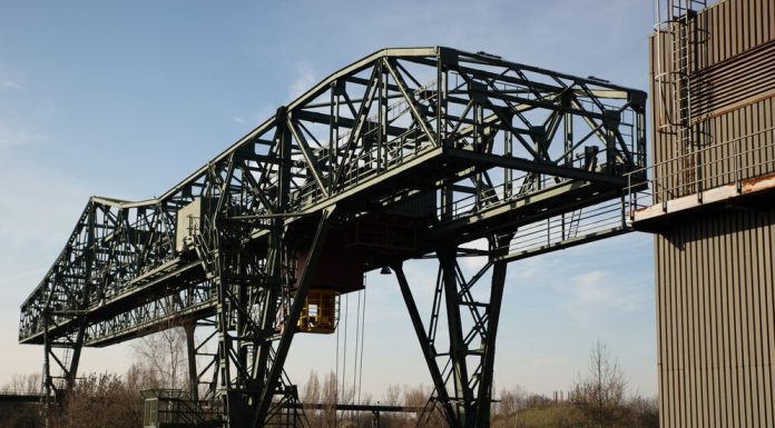 Мостовой однобалочный кран: какие особенности выбора