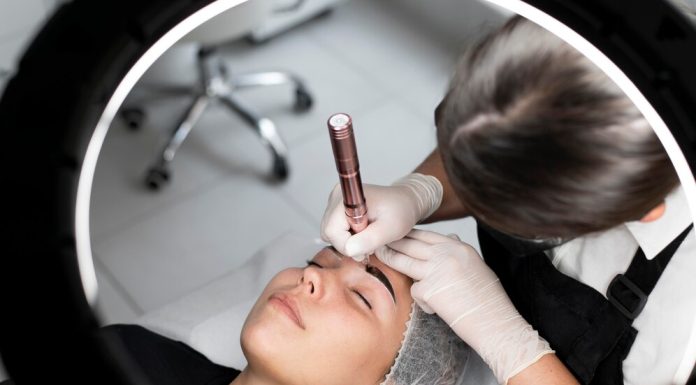 Обучение перманентному макияжу бровей, губ и век: ключевые особенности?