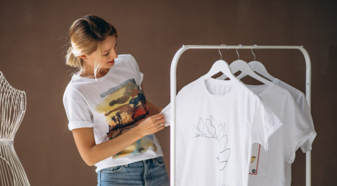 Как подготовить макет для футболки с принтом на заказ: требования к файлам, цвета, размеры