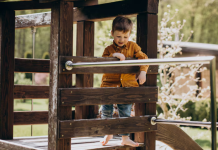 Детский игровой домик из дерева: уютное пространство для детской фантазии