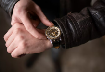 Ремонт швейцарских часов: искусство, точность и уважение к традициям