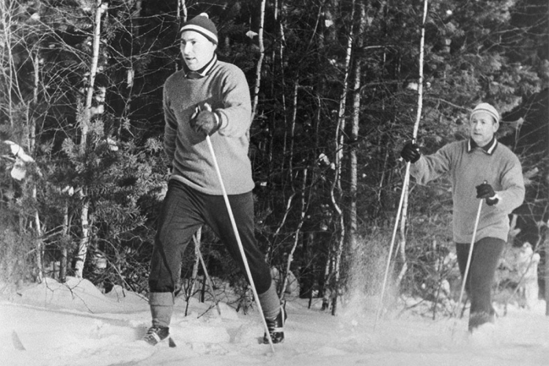 60 лет назад человек впервые вышел в открытый космос. Как это было