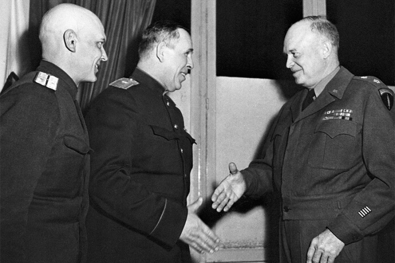 80 лет назад Германия окончательно капитулировала