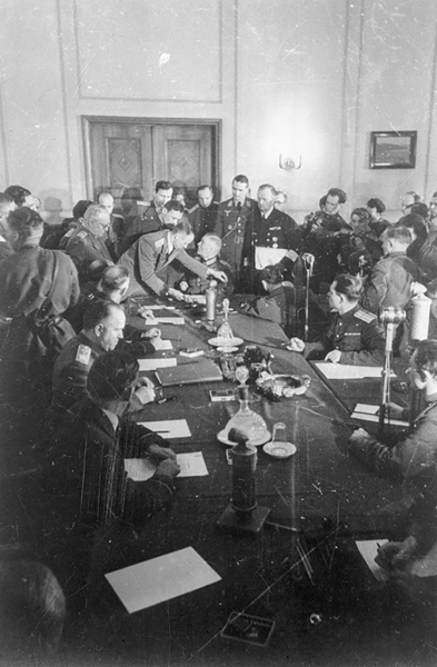 80 лет назад Германия окончательно капитулировала