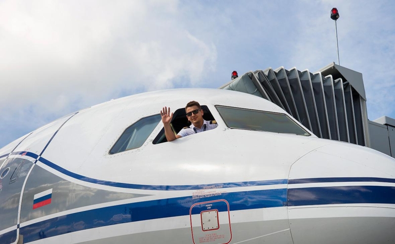 &laquo;Аэрофлот&raquo; анонсировал повышение зарплат пилотов на 30% с конца