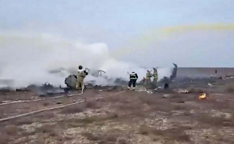 Алиев потребовал от России компенсаций из-за крушения самолета в Актау