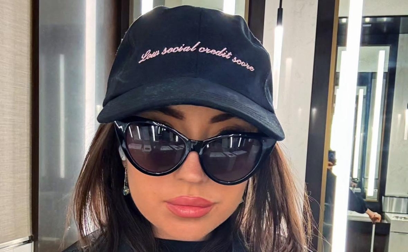 Американская активистка рассказала о рождении ребенка от Илона Маска