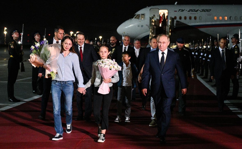 Андрей Пивоваров призвал Запад «протянуть руку» россиянам