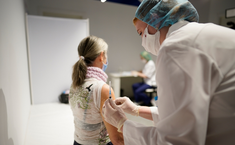 Антиваксеров пригласили в морги. Актуальное о пандемии на 24 ноября