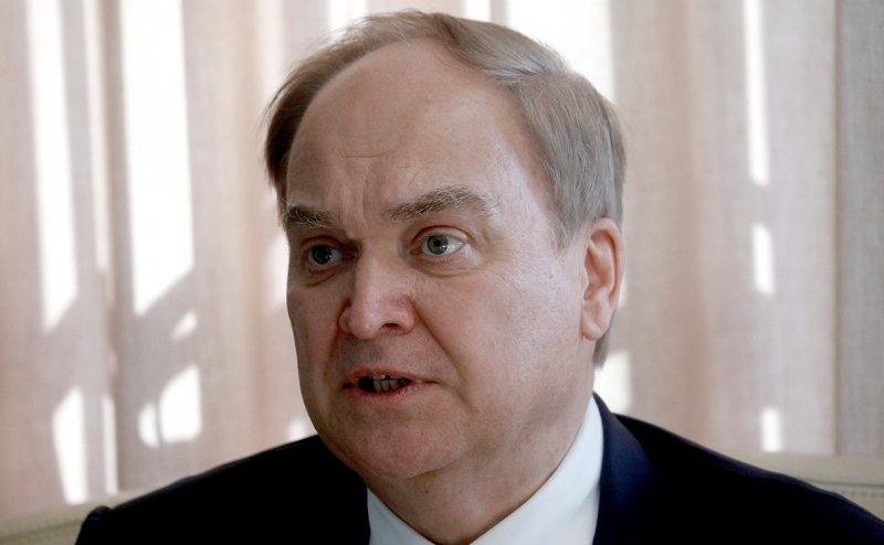 Антонов заявил, что Россия не потерпит убийств и пыток военнопленных