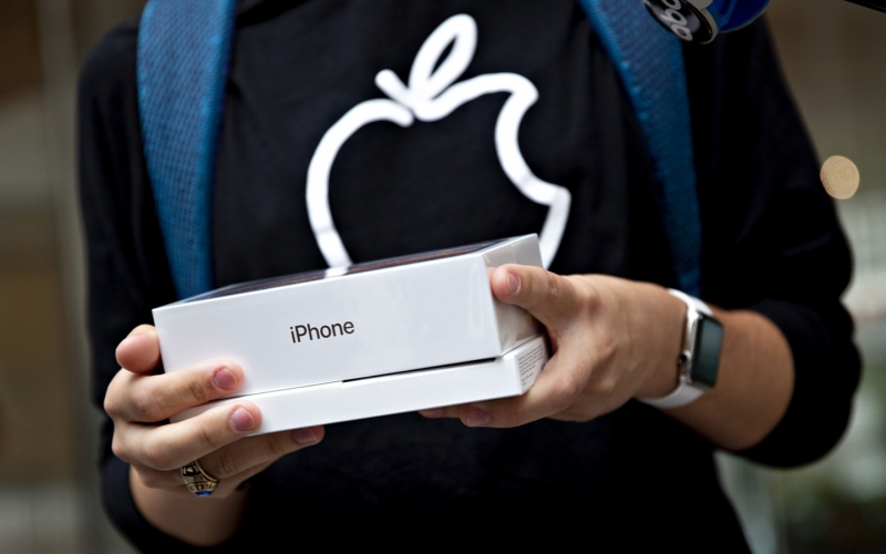 Apple обнаружила способную взламывать iPhone уязвимость