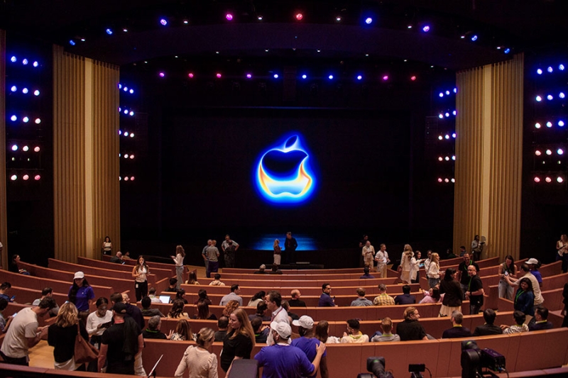 Apple представила iPhone 17 и тонкий iPhone Air