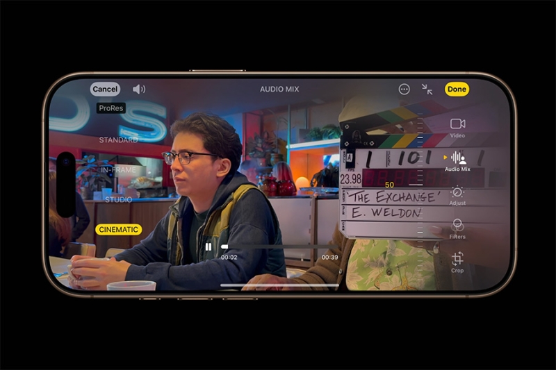 Apple представила новые iPhone с искусственным интеллектом