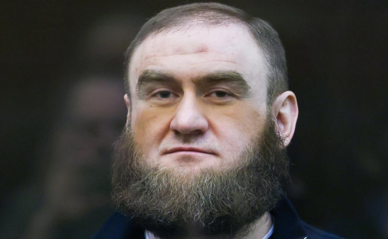 Арашукову добавили 10 лет к пожизненному сроку за дачу взятки в