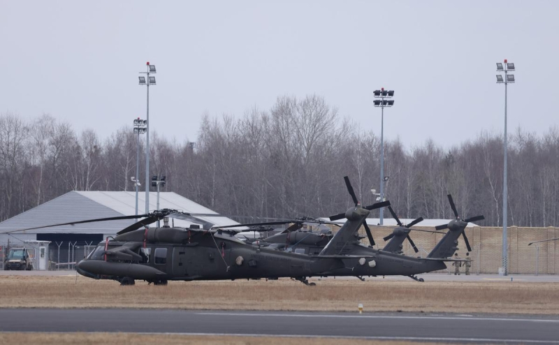 Армия США решила приостановить полеты военной авиации