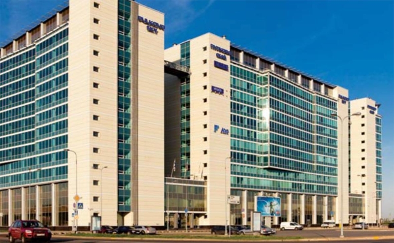 Армянский инвестор купил один из крупнейших офисов в Петербурге у