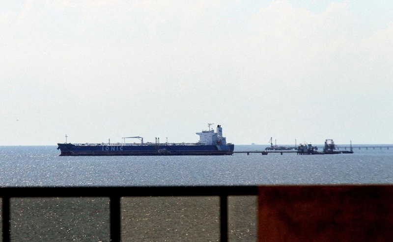 Атакованный в Черном море танкер был зафрахтован американской Chevron