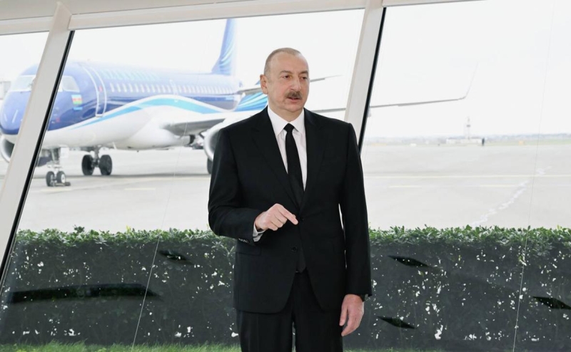 Авиакомпания AZAL приостановила полеты из Баку в Казань