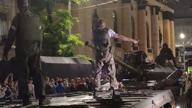 «Автодор» заявил о сохранении ограничений движения по М-4 в двух