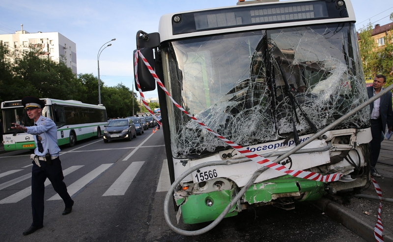 Автомобиль с Собчак попал в смертельное ДТП в Сочи