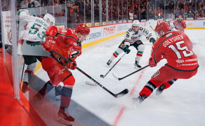 «Автомобилист» во втором овертайме обыграл «Ак Барс» в матче плей-офф