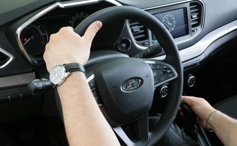 АвтоВАЗ нашел у дилеров завышение цен