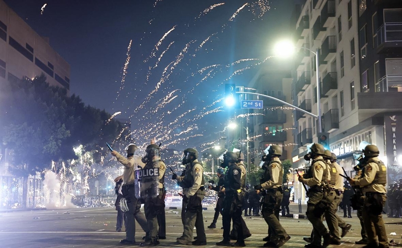 Axios рассказал, как Трамп может подавить беспорядки в США