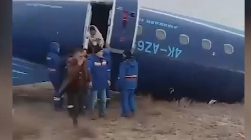 AZAL объяснила крушение самолета техническим внешним воздействием