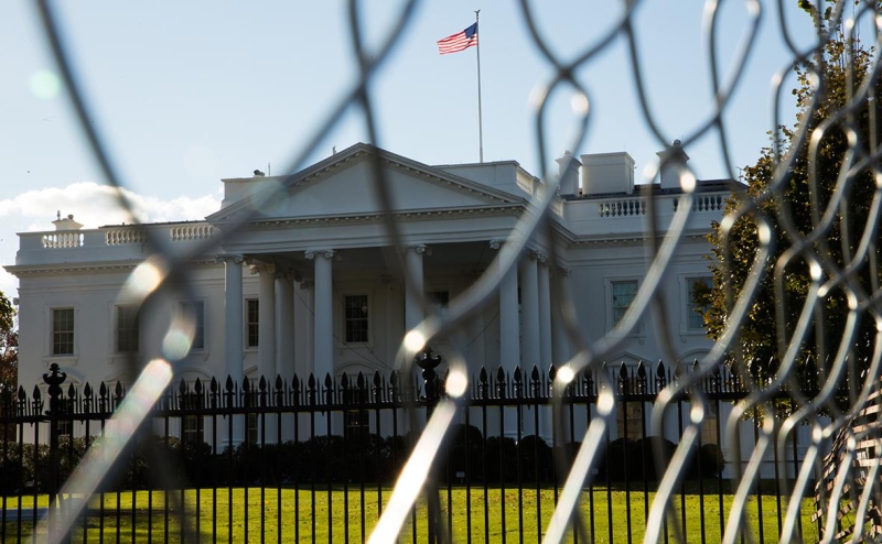 Байден продлил санкции против России