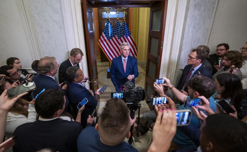 Байден собрал штаб из-за импичмента и изучил опыт Клинтона и Левински