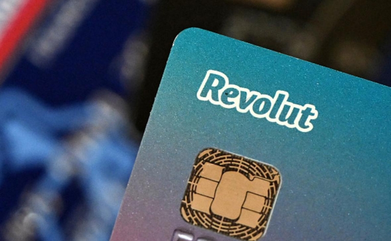 Банк Revolut приостановил обслуживание карт в Белоруссии
