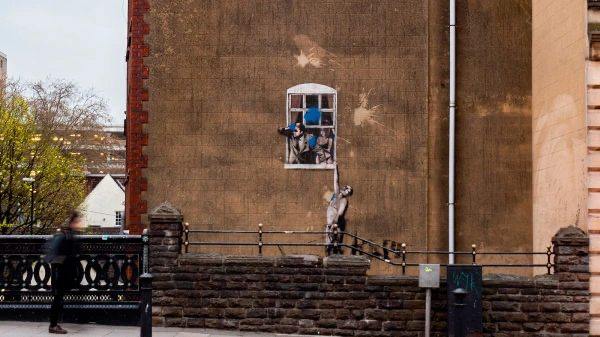 Банк России вмешался в процесс падения рубля. Что важно знать