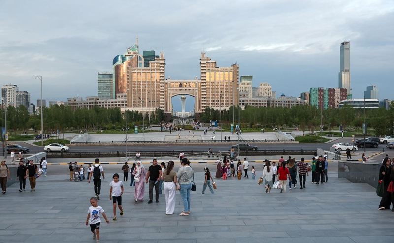 Банки Казахстана увеличили сроки проведения платежей российского