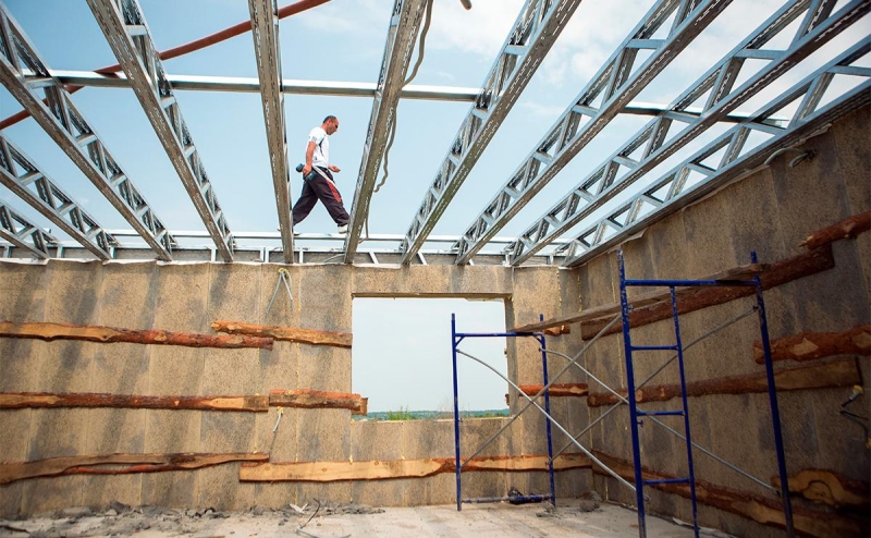 Банки приостановили выдачу сельской ипотеки на фоне повышения ставки