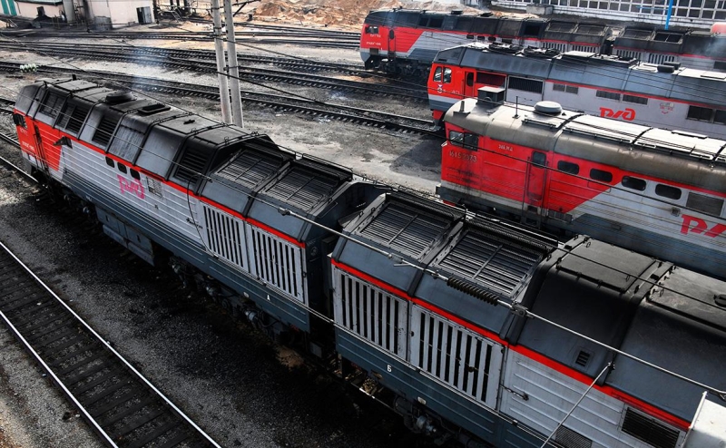 Белоусов поручил разобраться со снижением погрузки на железной дороге