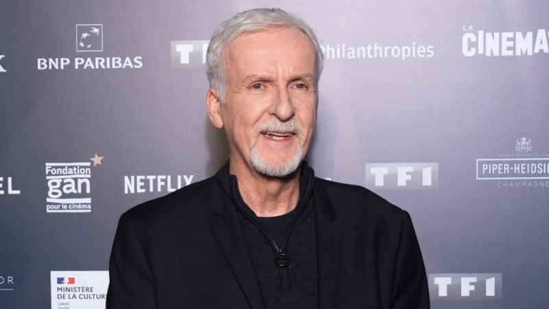 Бэнкси завершил серию работ с животными на ставнях зоопарка в Лондоне