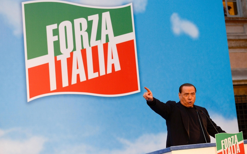 Берлускони призвал сделать ЕС «военной державой мирового класса»