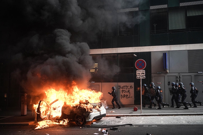 Беспорядки во Франции после гибели подростка. Фоторепортаж