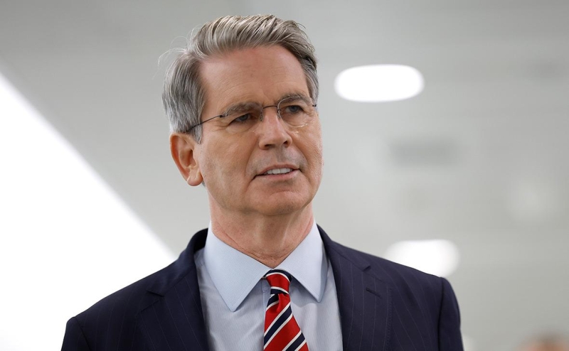 Бессент заявил, что смягчение или усиление санкций зависит&nbsp;от&nbsp;России