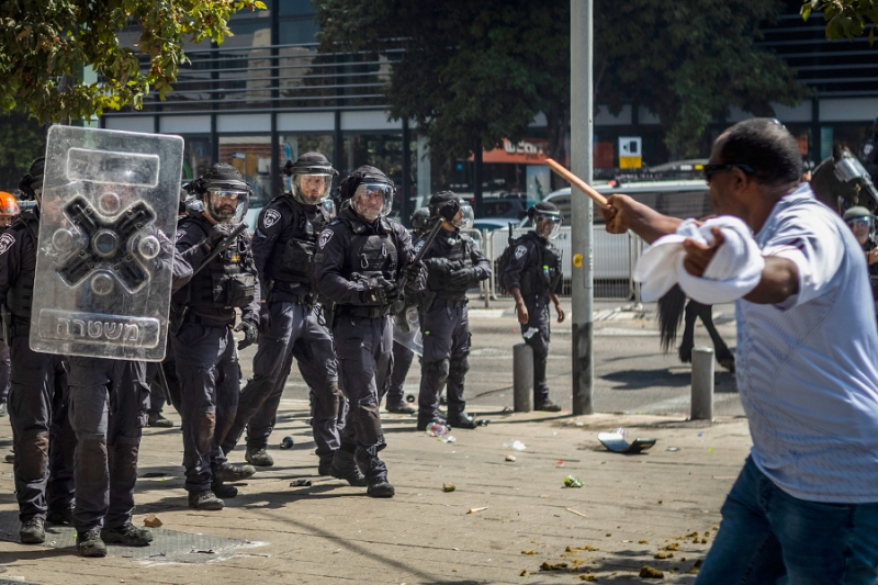 Беженцы из Эритреи устроили беспорядки в Тель-Авиве