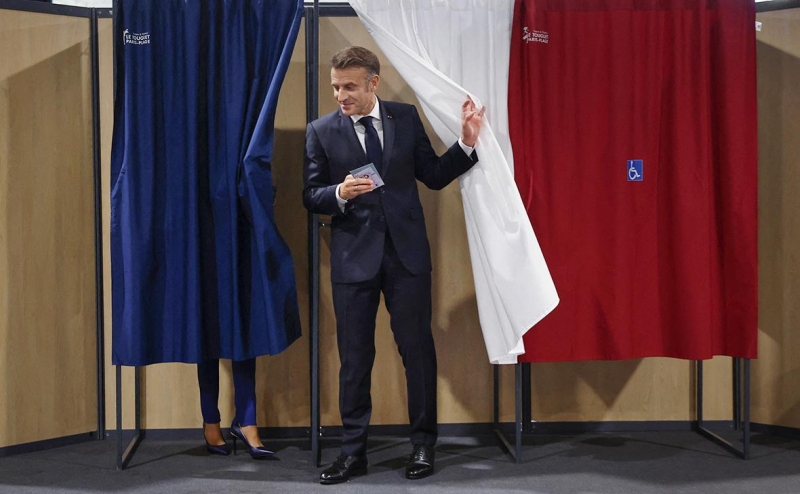 BFMTV анонсировал возможное обращение Макрона к нации после выборов