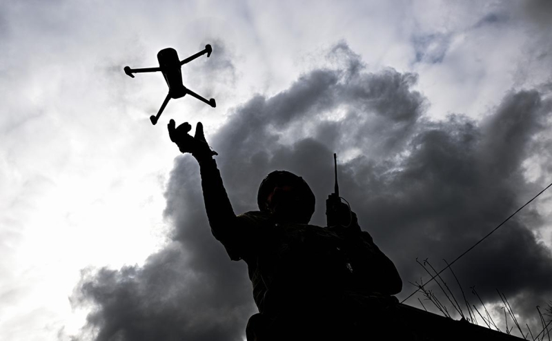 BI рассказал, что военные ВСУ начали глушить все дроны без разбора