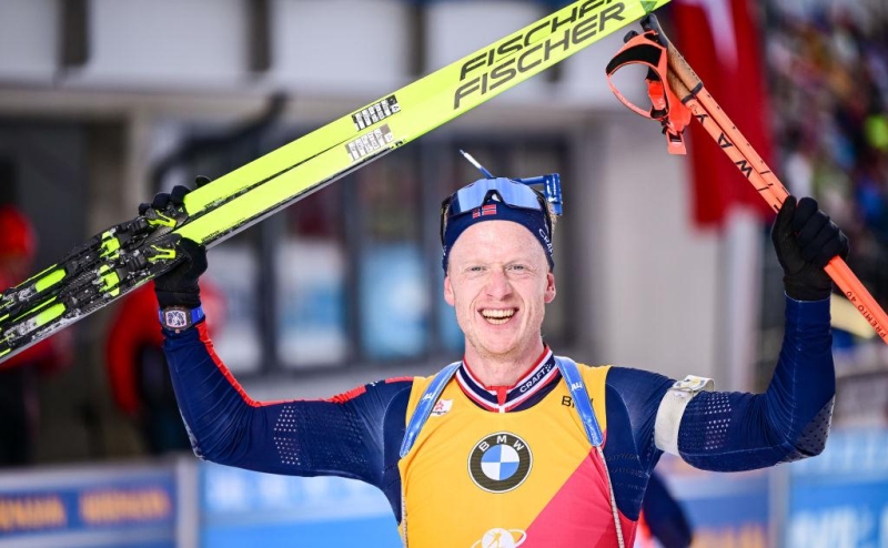 Биатлонисты Поршнев и Шевченко выиграли масс-старты на Кубке